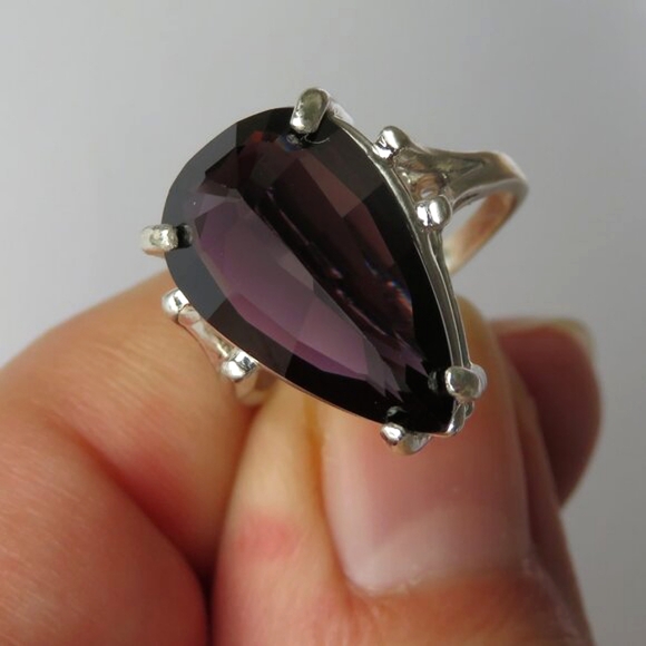 Natural Pear Top-Grade Purple Grape Spinel In Sterling Silver Ring, 7.41ct - Picture 14 of 17